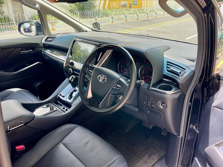 Фото 13 - Toyota Alphard