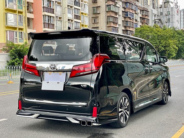 Фото 6 - Toyota Alphard