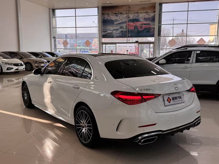 Фото 3 - Mercedes-Benz C-Class