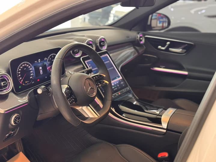 Фото 5 - Mercedes-Benz C-Class