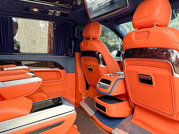 Фото 15 - Mercedes-Benz V-Class