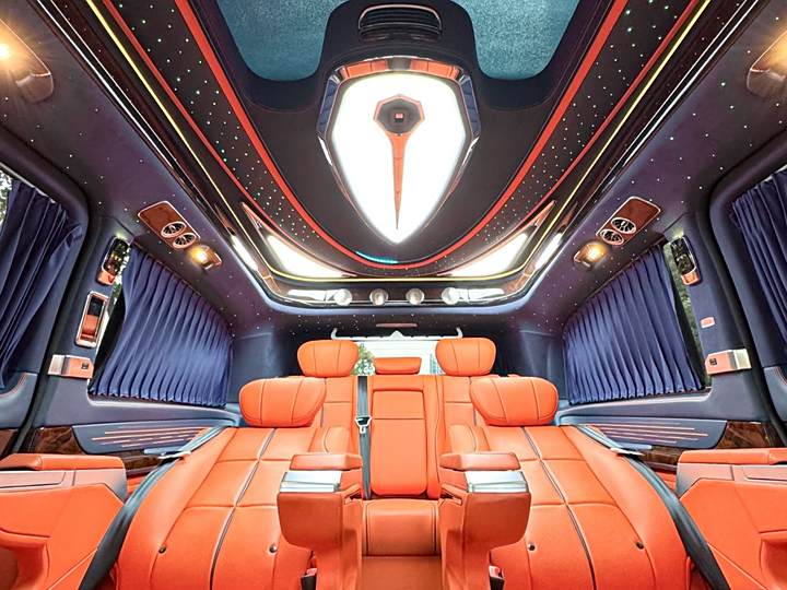 Фото 36 - Mercedes-Benz V-Class