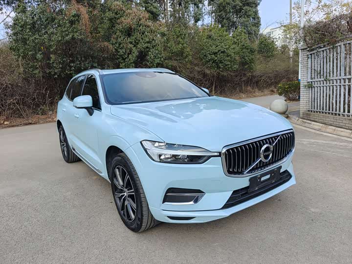 Фото 3 - Volvo XC60