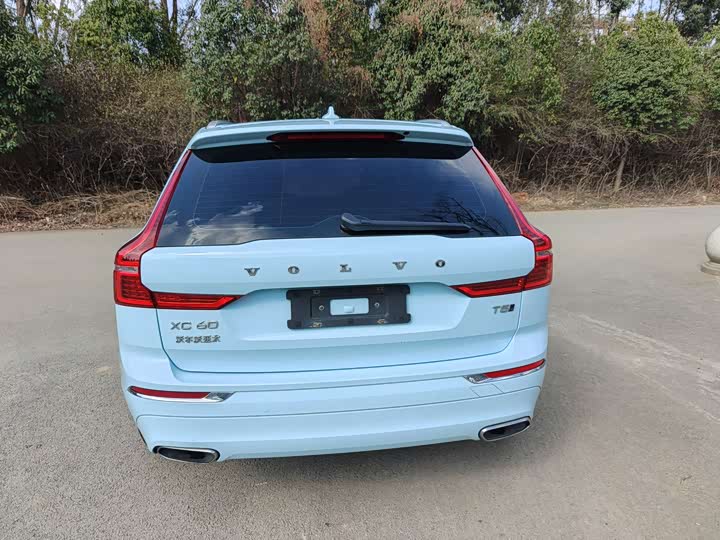 Фото 6 - Volvo XC60