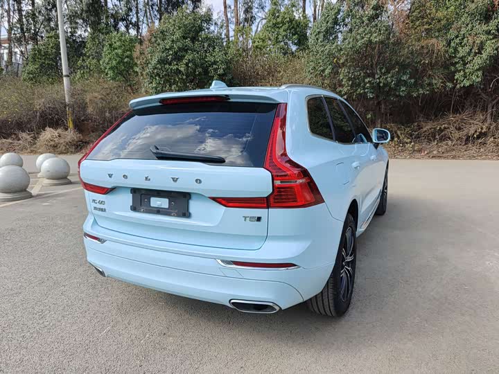 Фото 7 - Volvo XC60