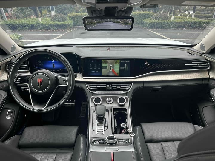 Фото 21 - Hongqi H9