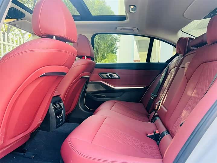 Фото 15 - BMW i3