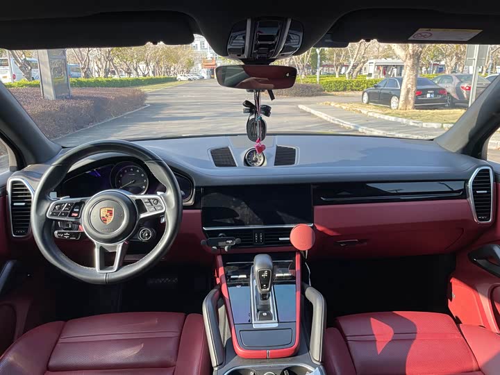 Фото 13 - Porsche Cayenne Hybrid