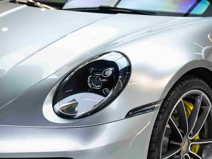 Фото 4 - Porsche 911