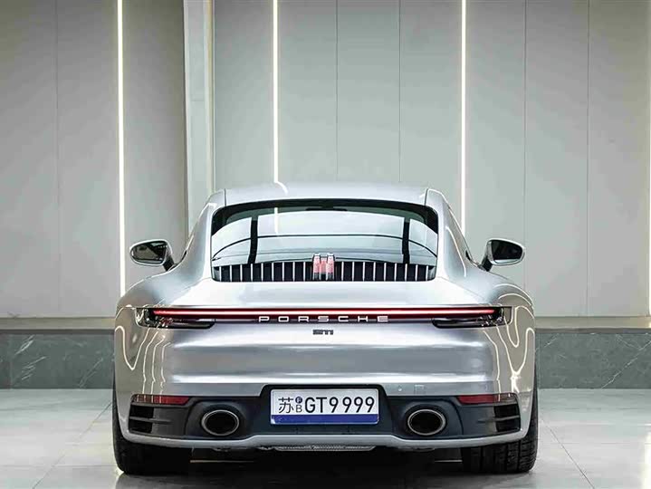 Фото 8 - Porsche 911