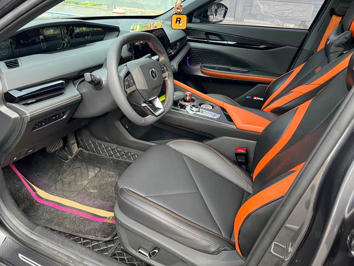 Фото 17 - Changan UNI-V