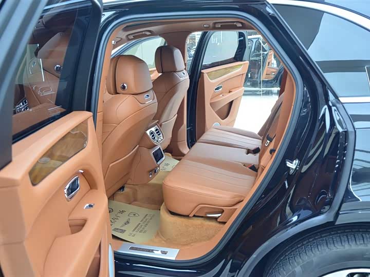 Фото 5 - Bentley Bentayga