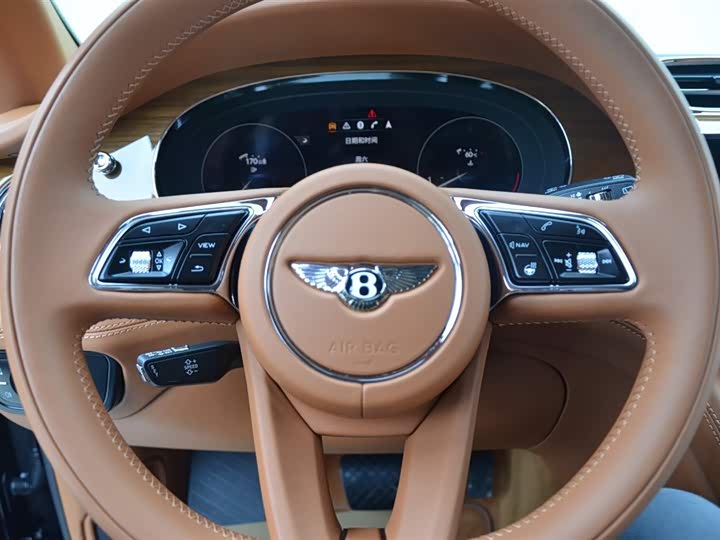 Фото 8 - Bentley Bentayga