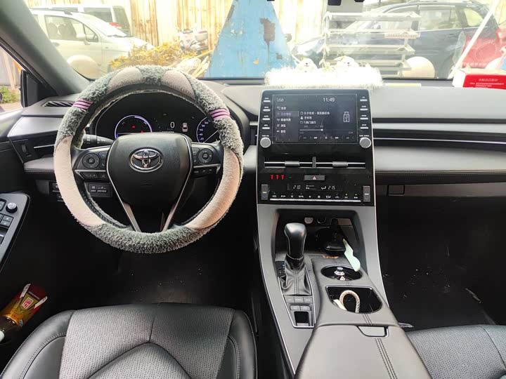 Фото 5 - Toyota Avalon