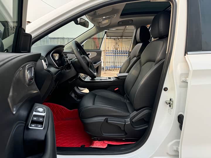 Фото 5 - Roewe RX5