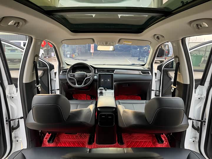 Фото 7 - Roewe RX5