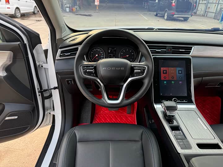 Фото 9 - Roewe RX5