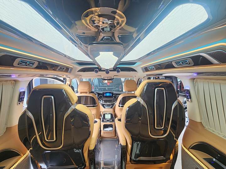 Фото 16 - Mercedes-Benz V-Class