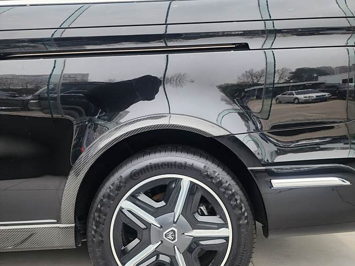 Фото 21 - Mercedes-Benz V-Class