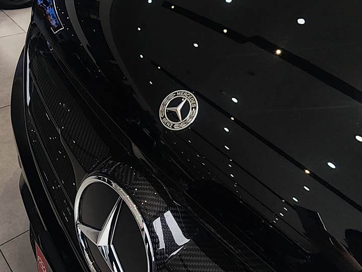 Фото 5 - Mercedes-Benz V-Class