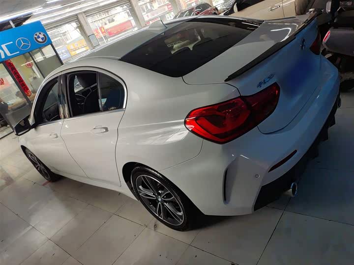 Фото 10 - BMW 1 Series