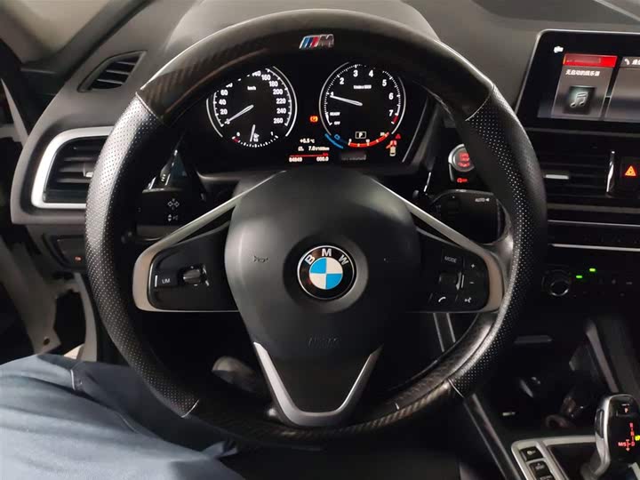 Фото 17 - BMW 1 Series