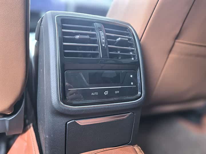 Фото 16 - Volkswagen CC