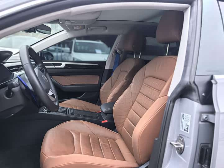 Фото 18 - Volkswagen CC