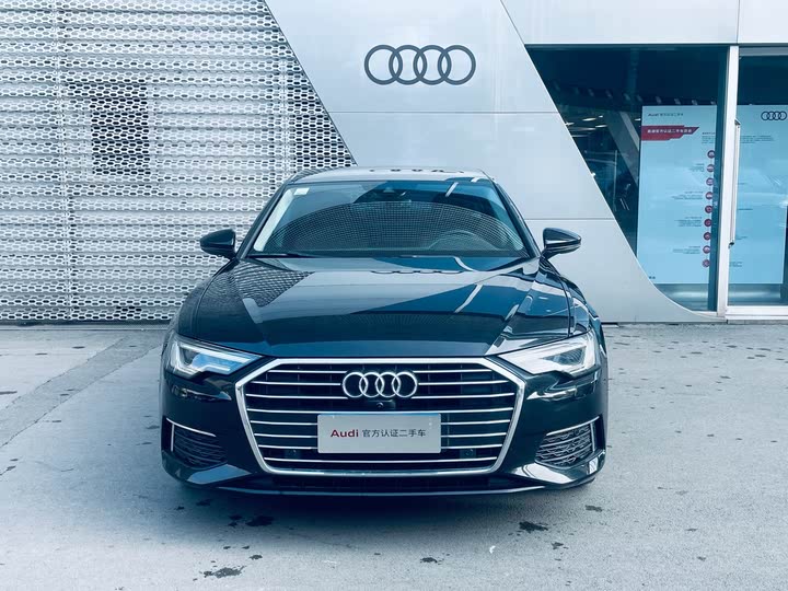 Фото 3 - Audi A6L