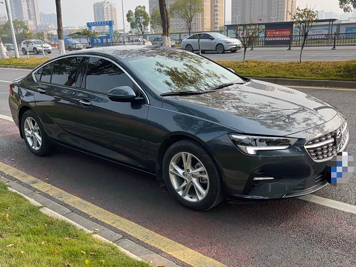 Фото 4 - Buick Regal