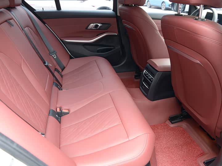 Фото 12 - BMW 3 Series