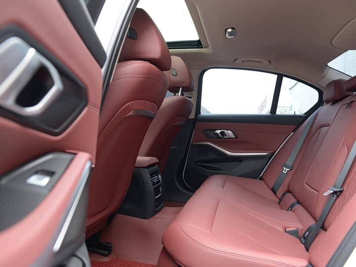 Фото 8 - BMW 3 Series