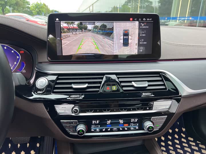 Фото 10 - BMW 5 Series