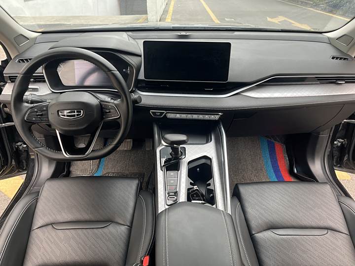 Фото 13 - Geely Preface