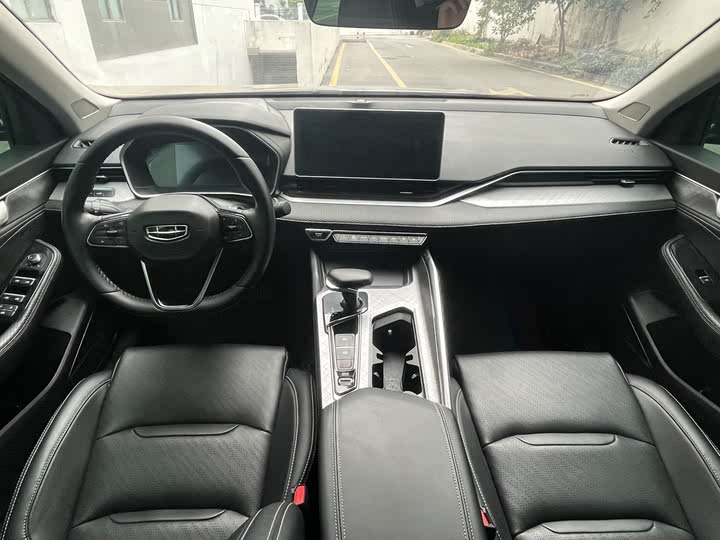 Фото 17 - Geely Preface