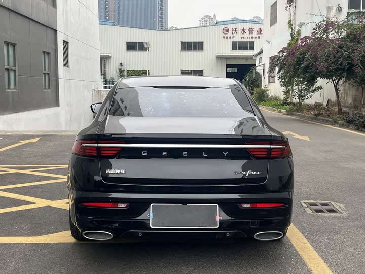 Фото 5 - Geely Preface