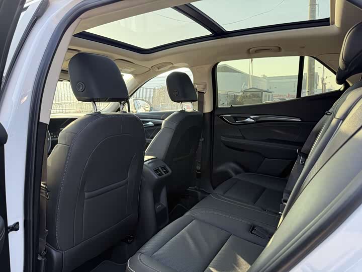 Фото 9 - Buick Envision Plus