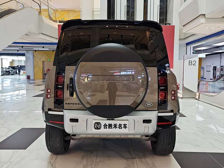 Фото 14 - Land Rover Defender