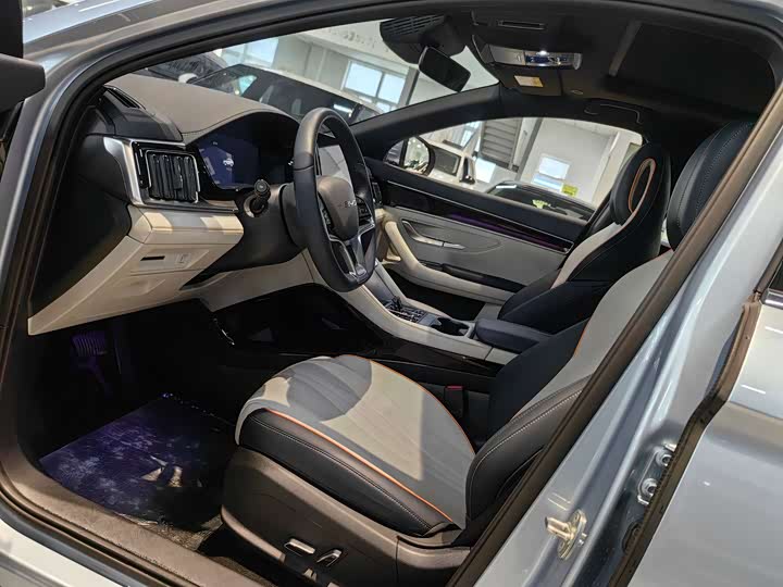 Фото 7 - BYD Song Plus Hybrid/EV