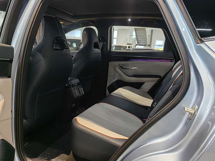 Фото 8 - BYD Song Plus Hybrid/EV