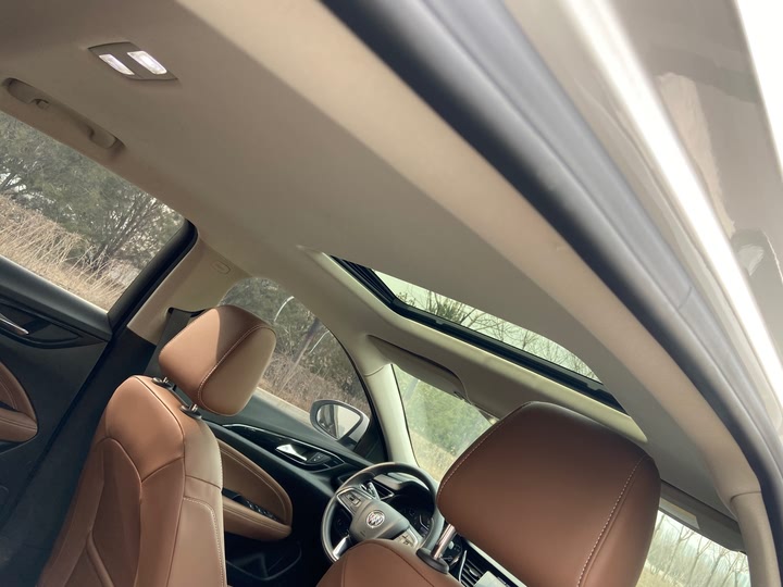 Фото 10 - Buick Regal