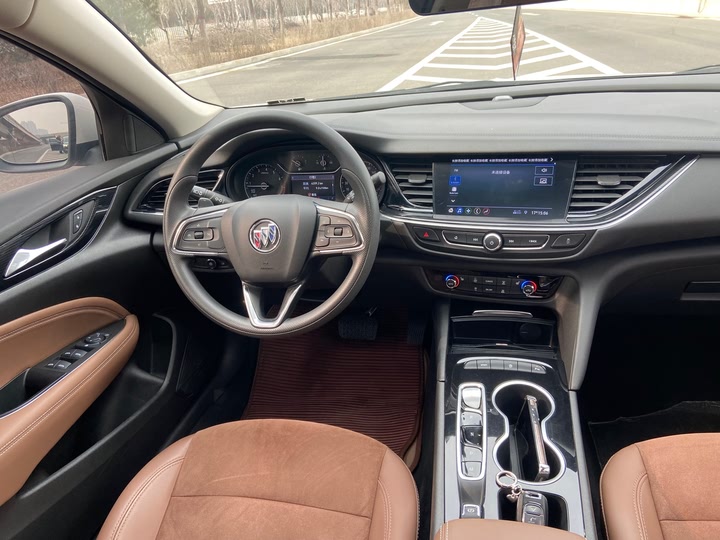 Фото 11 - Buick Regal