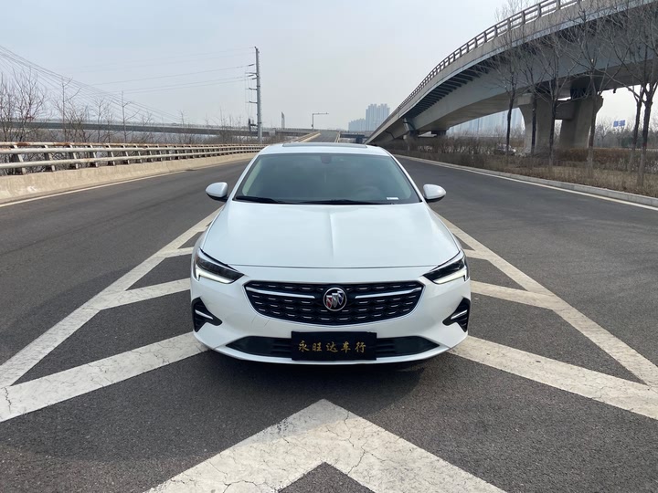 Фото 2 - Buick Regal