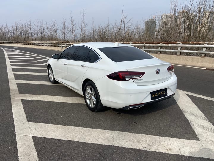 Фото 4 - Buick Regal