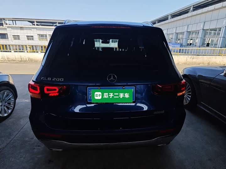 Фото 6 - Mercedes-Benz GLB-Class