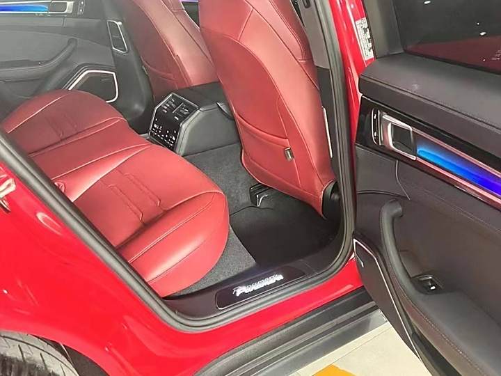 Фото 9 - Porsche Panamera