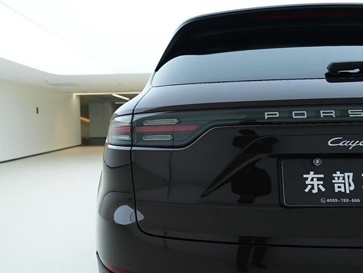 Фото 11 - Porsche Cayenne