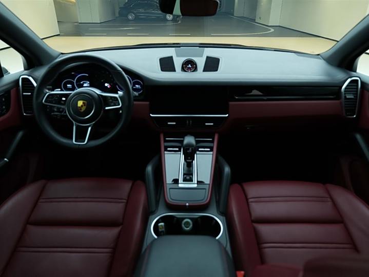 Фото 17 - Porsche Cayenne