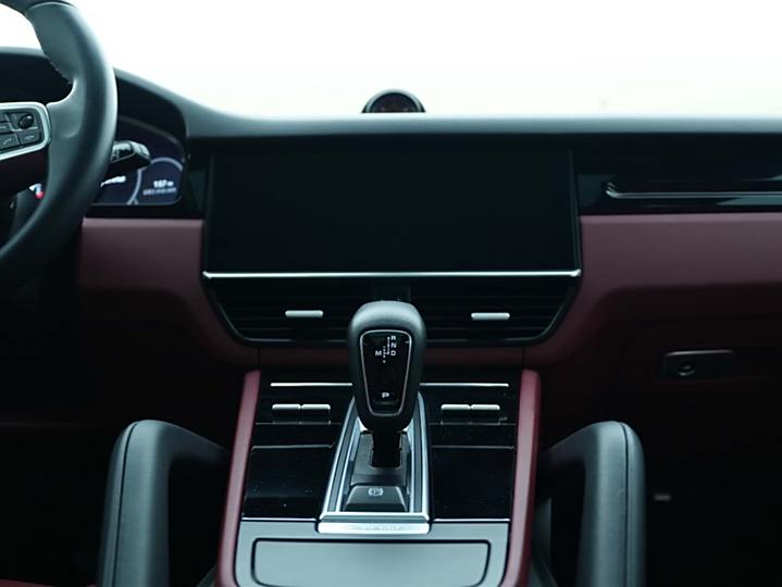 Фото 20 - Porsche Cayenne