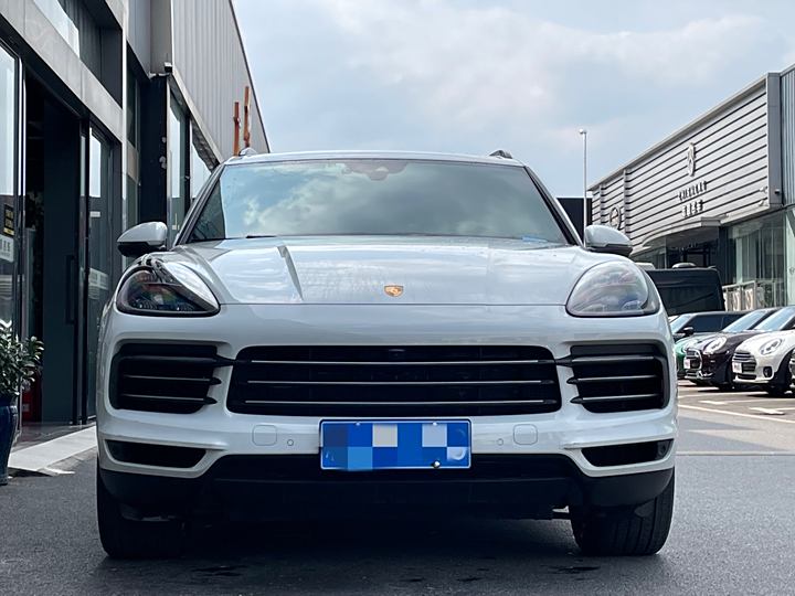 Фото 1 - Porsche Cayenne